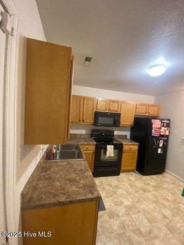 500 Springwood Drive, Jacksonville, NC 28546