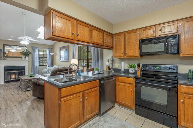 3636 Greenacres Place Drive 146, Bossier City, LA 71111