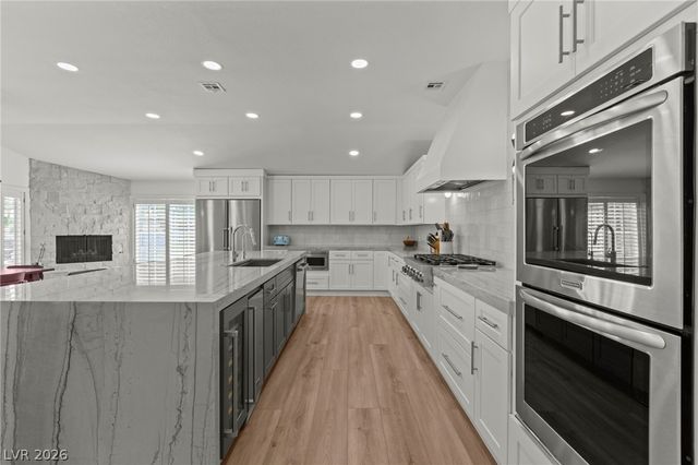 7350 Obannon Drive, Las Vegas, NV 89117