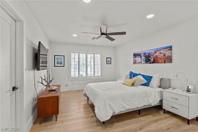 7350 Obannon Drive, Las Vegas, NV 89117