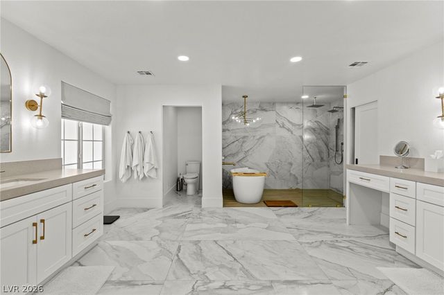 7350 Obannon Drive, Las Vegas, NV 89117