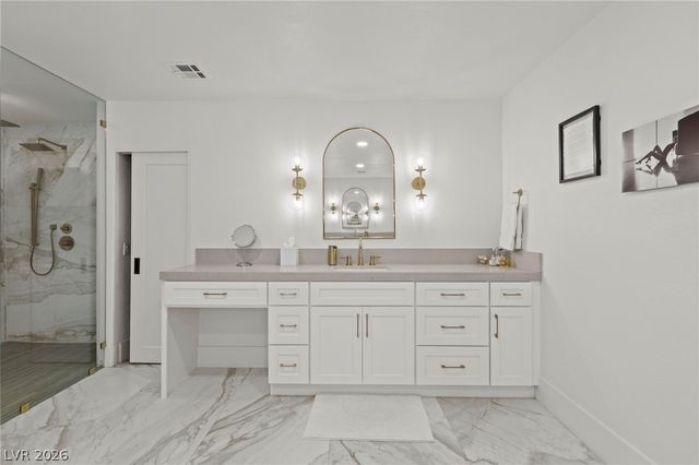 7350 Obannon Drive, Las Vegas, NV 89117