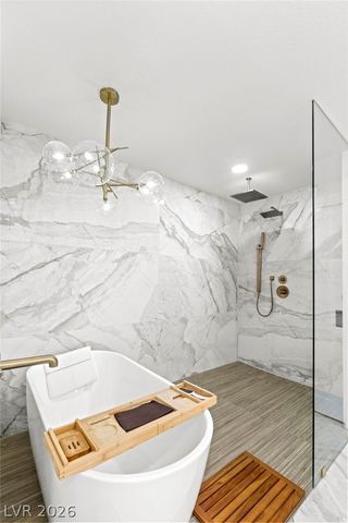 7350 Obannon Drive, Las Vegas, NV 89117