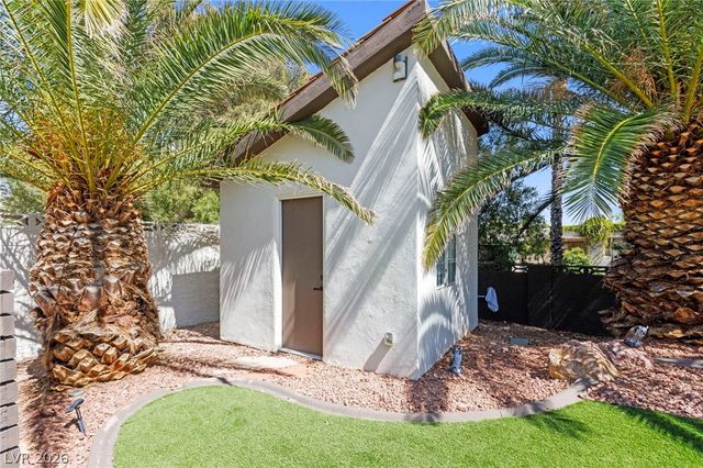 7350 Obannon Drive, Las Vegas, NV 89117