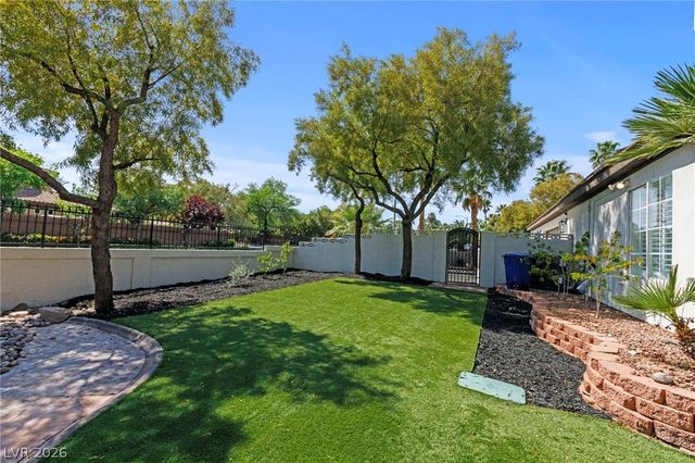 7350 Obannon Drive, Las Vegas, NV 89117