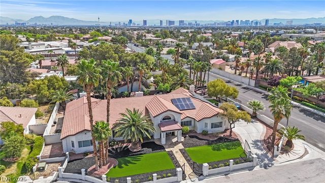 7350 Obannon Drive, Las Vegas, NV 89117