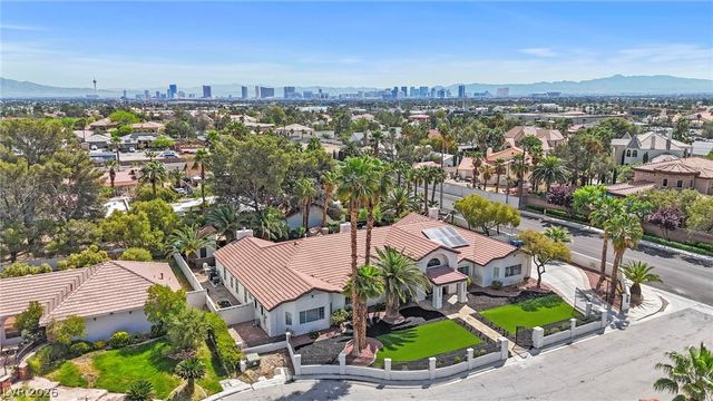 7350 Obannon Drive, Las Vegas, NV 89117