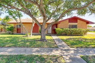 1322 W Cherrystone Dr, Corpus Christi, TX 78412