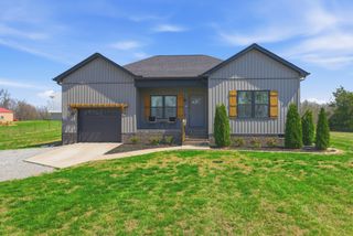 1502 Rock Bridge Rd, Bethpage, TN 37022