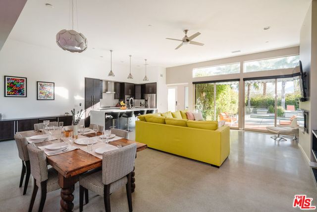1096 Lucent Court, Palm Springs, CA 92262