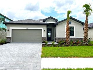 10525 Timber Creek DR, Fort Myers, FL 33913