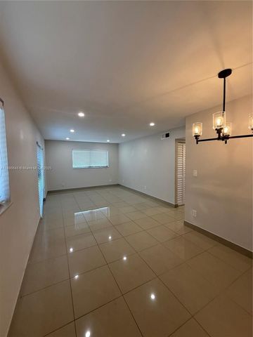 100 SE 5th Ave 1, Hallandale Beach, FL 33009