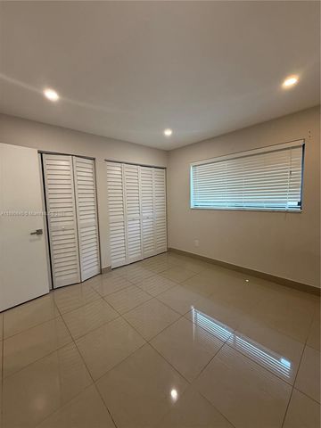 100 SE 5th Ave 1, Hallandale Beach, FL 33009