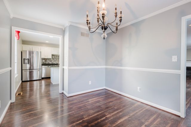 512 Perry Drive, Nicholasville, KY 40356