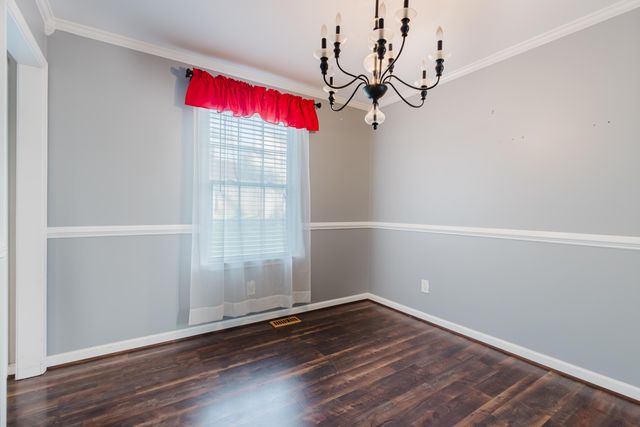 512 Perry Drive, Nicholasville, KY 40356