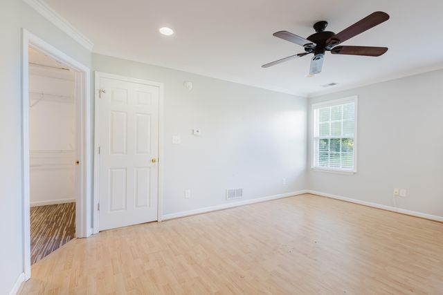 512 Perry Drive, Nicholasville, KY 40356