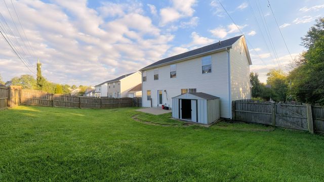 512 Perry Drive, Nicholasville, KY 40356