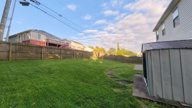 512 Perry Drive, Nicholasville, KY 40356