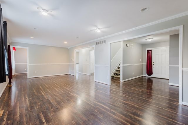 512 Perry Drive, Nicholasville, KY 40356