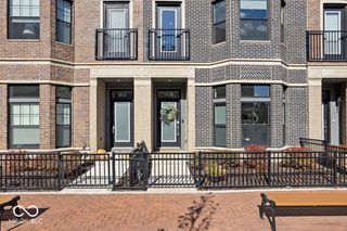 908 Veterans Way, Carmel, IN 46032