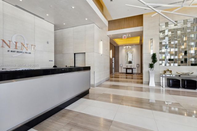 999 SW 1st Ave 2809, Miami, FL 33130