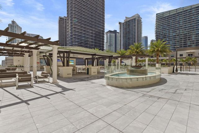 999 SW 1st Ave 2809, Miami, FL 33130