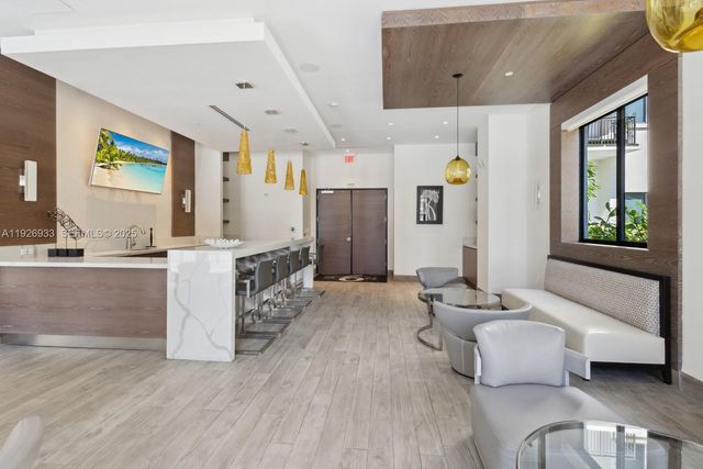 999 SW 1st Ave 2809, Miami, FL 33130