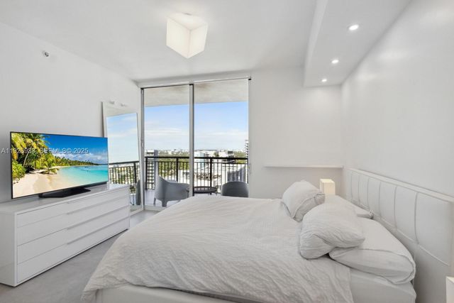 999 SW 1st Ave 2809, Miami, FL 33130