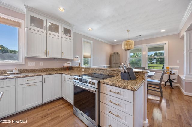 204 Fentress Drive, Knotts Island, NC 27950