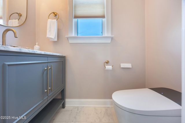 204 Fentress Drive, Knotts Island, NC 27950