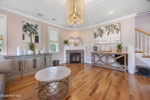 204 Fentress Drive, Knotts Island, NC 27950