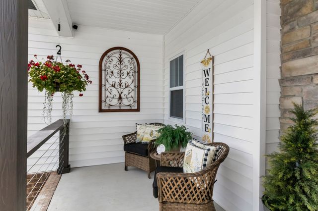 332 Country Club Rd, Winchester, TN 37398
