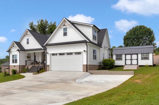 332 Country Club Rd, Winchester, TN 37398