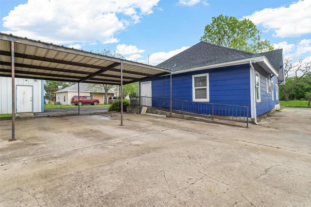 814 N Walnut Street, Sherman, TX 75090