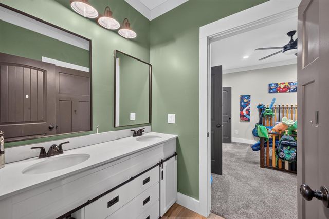 303 Carroll Avenue E, New Ellenton, SC 29809