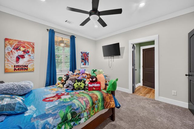 303 Carroll Avenue E, New Ellenton, SC 29809