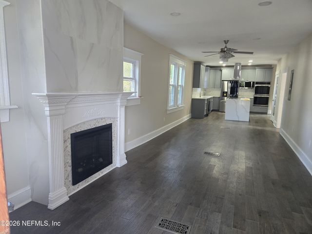 1923 HUBBARD Street, Jacksonville, FL 32206