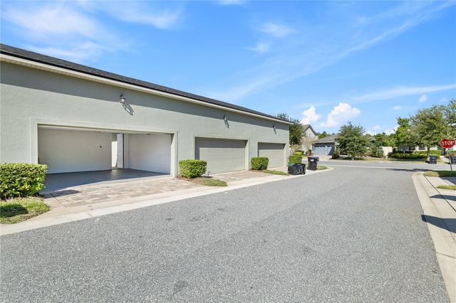 8019 GLENLLOYD AVENUE, Winter Garden, FL 34787