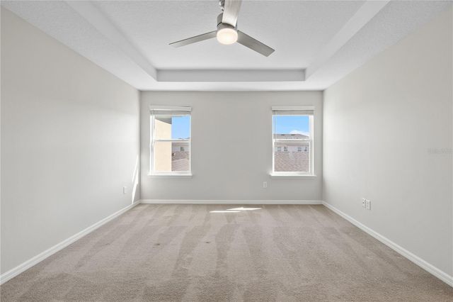 8019 GLENLLOYD AVENUE, Winter Garden, FL 34787