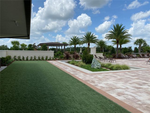 8019 GLENLLOYD AVENUE, Winter Garden, FL 34787