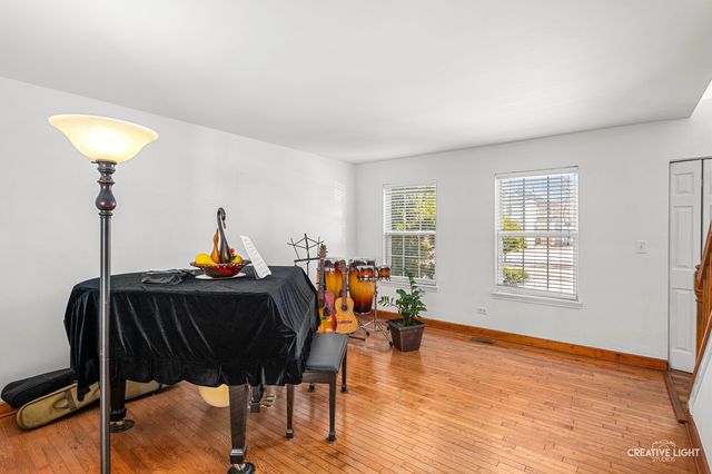 401 FOXBOROUGH Trail, Bolingbrook, IL 60440