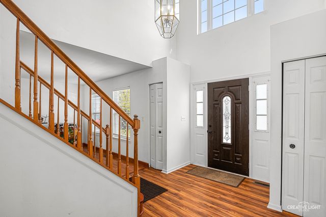 401 FOXBOROUGH Trail, Bolingbrook, IL 60440