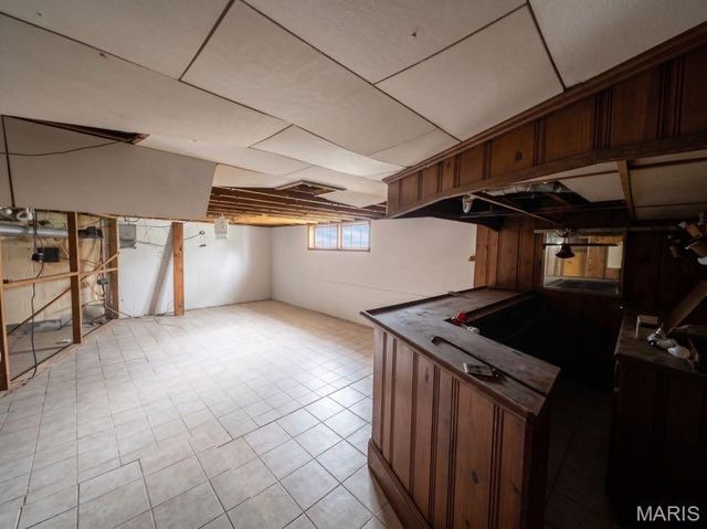 29 Patricia Avenue, Ferguson, MO 63135