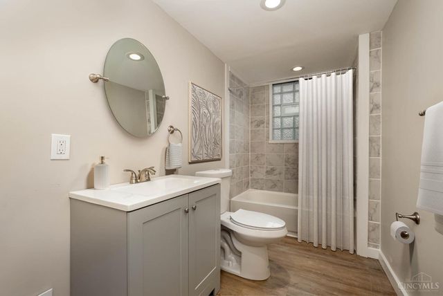 5351 Chapman Street, Cincinnati, OH 45227