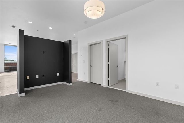 926 Woodland St Unit 401, Nashville, TN 37206
