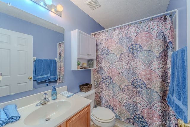 455 Lake Haven Court, Lebanon, OH 45036