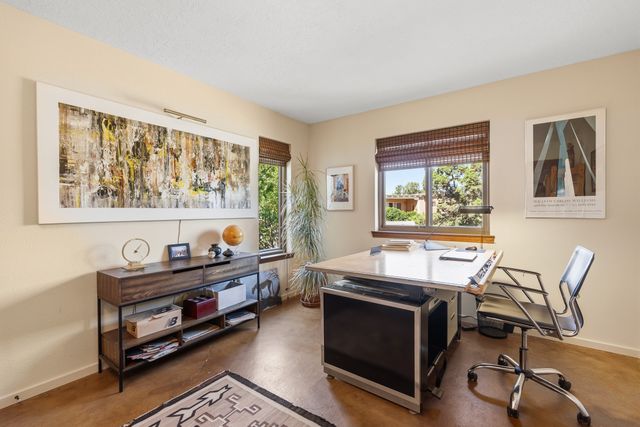 2396 Cielo Vista, Santa Fe, NM 87507