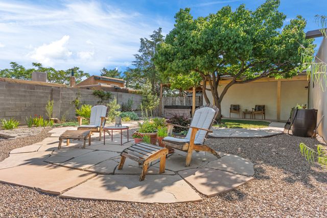 2396 Cielo Vista, Santa Fe, NM 87507