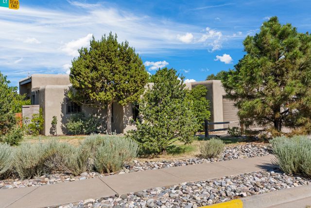 2396 Cielo Vista, Santa Fe, NM 87507