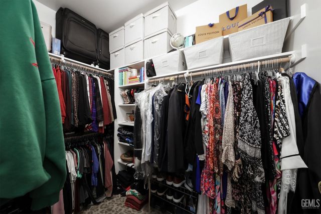 13515 Arden Forest Drive, Bakersfield, CA 93314